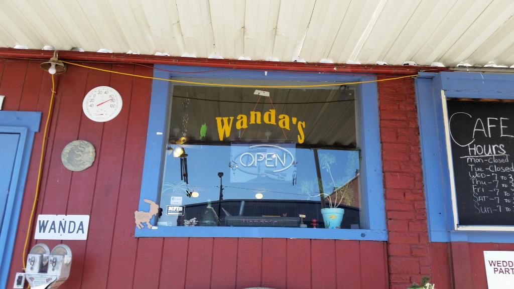 Wanda`s Roadside Cafe